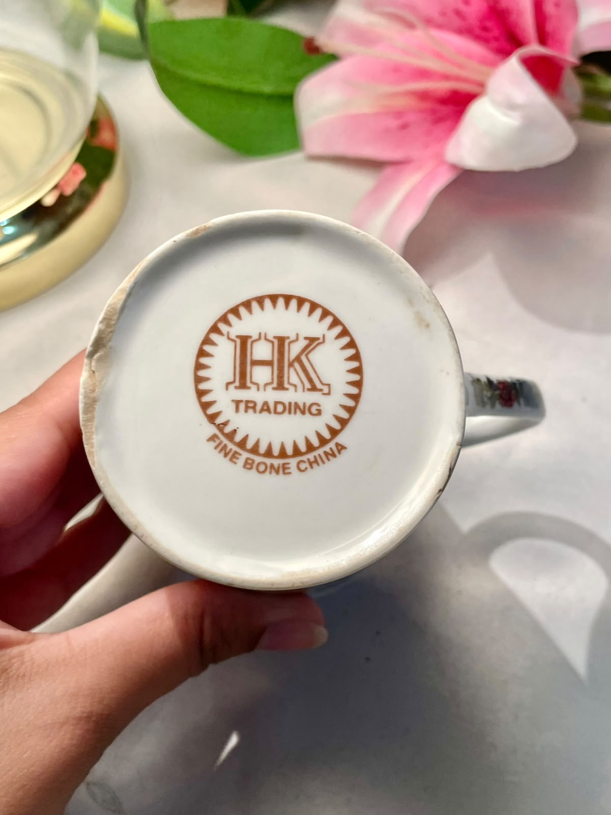 HK Trading Fine Bone China Floral Botanical Mug 4 in