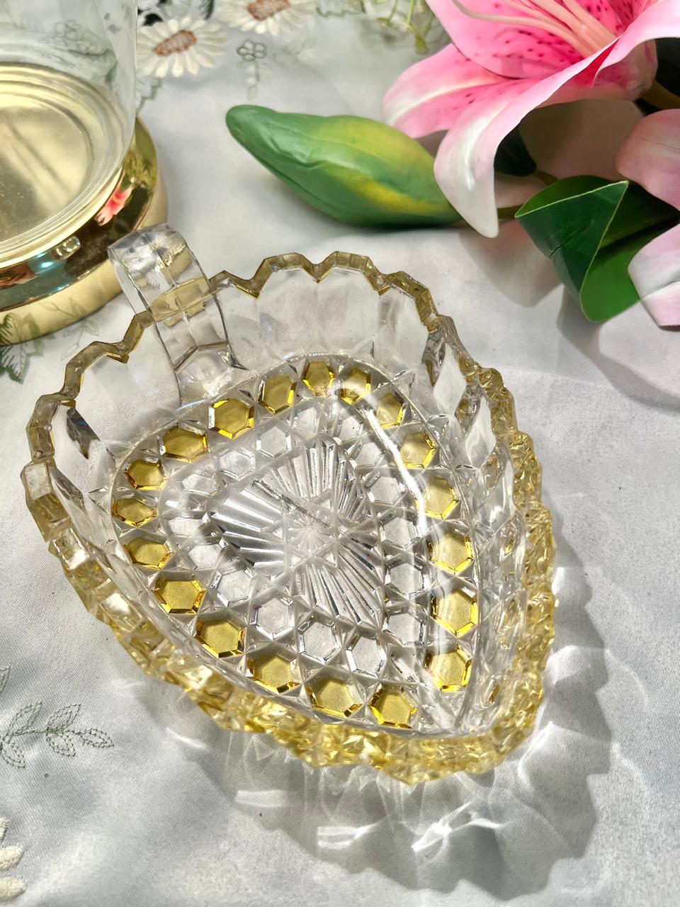 Amber-Tinted Crystal Heart Serving Dish with Handle – 15 cm