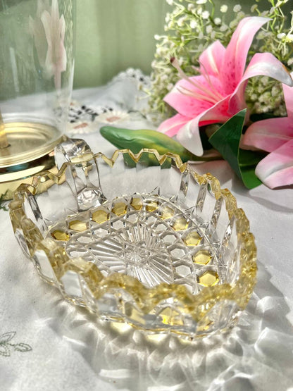 Amber-Tinted Crystal Heart Serving Dish with Handle – 15 cm