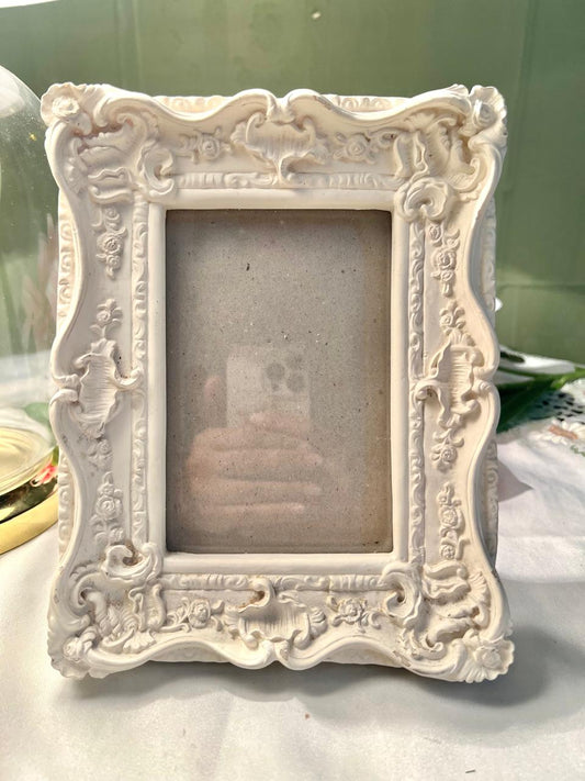 Victorian Ornate Cream Photo Frame Approx. 8.5 in