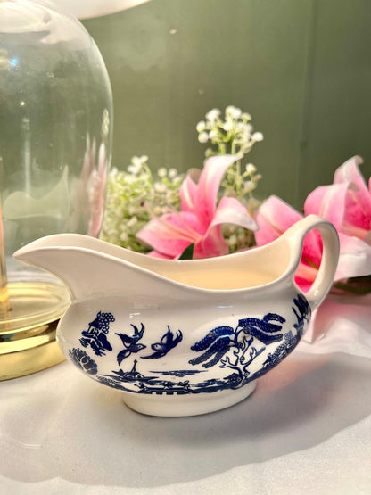 Old Willow English Ironstone Gravy Boat 7"