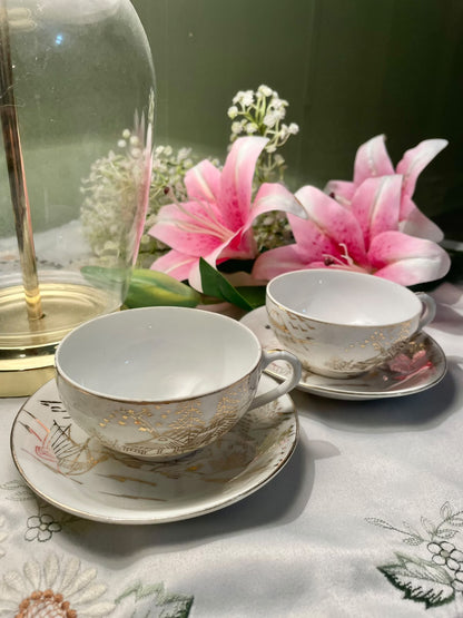 Gold Scenic Teacup & Saucer Set 4-Piece