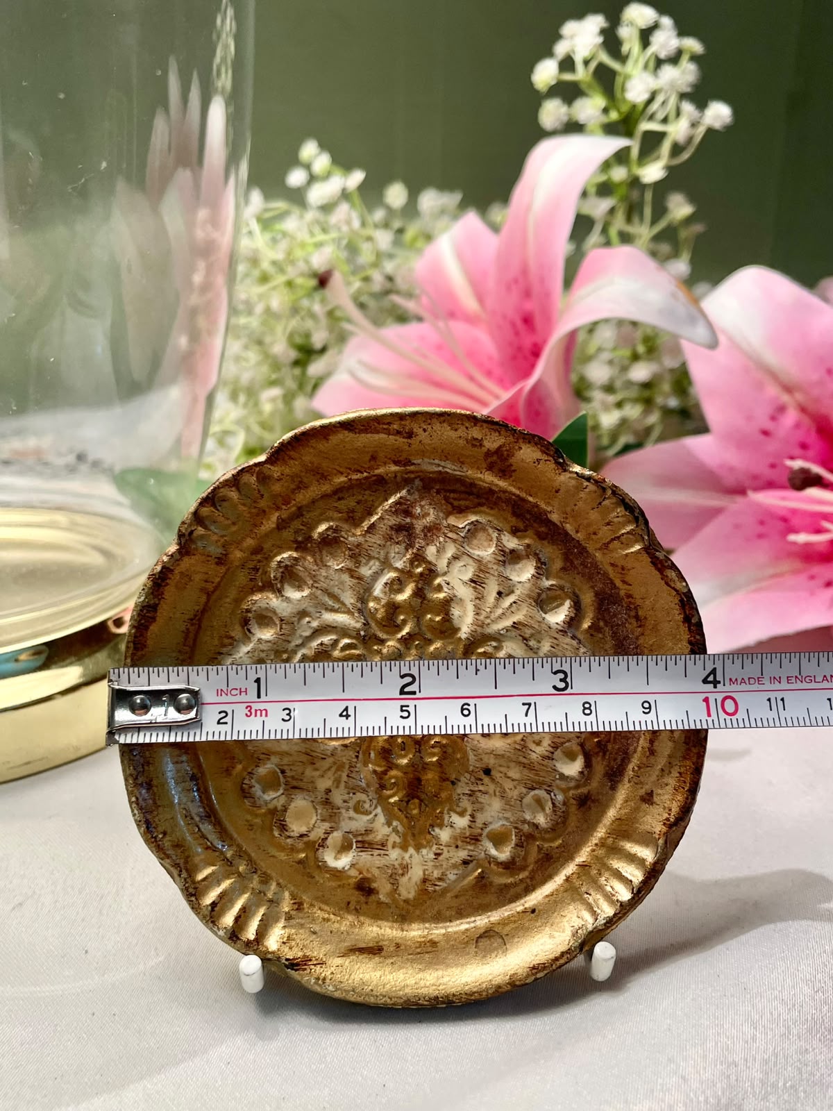 Gold-Tone Embossed Floral Decorative Wall Plate 10 cm