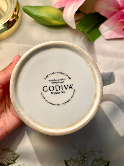 Godiva White & Gold Snowflake Ceramic Mug 10 cm