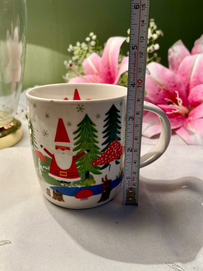 Christmas Santa Woodland Ceramic Mug 9 cm