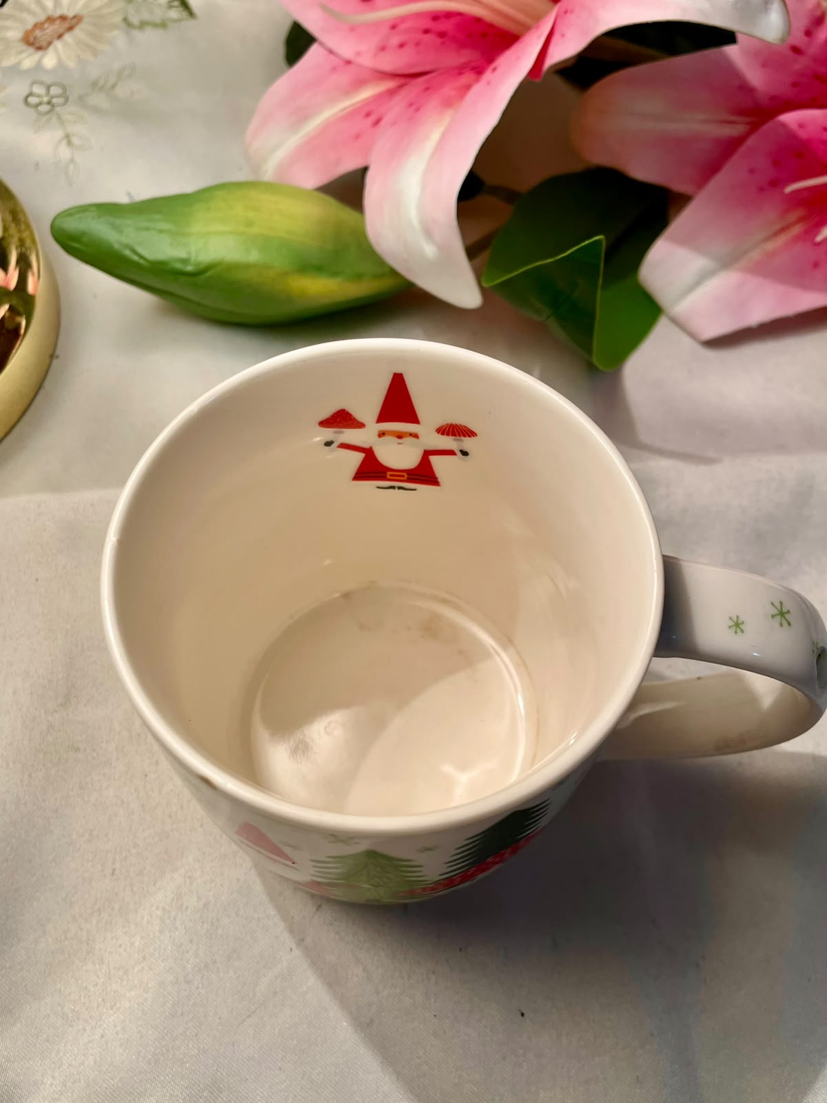 Christmas Santa Woodland Ceramic Mug 9 cm