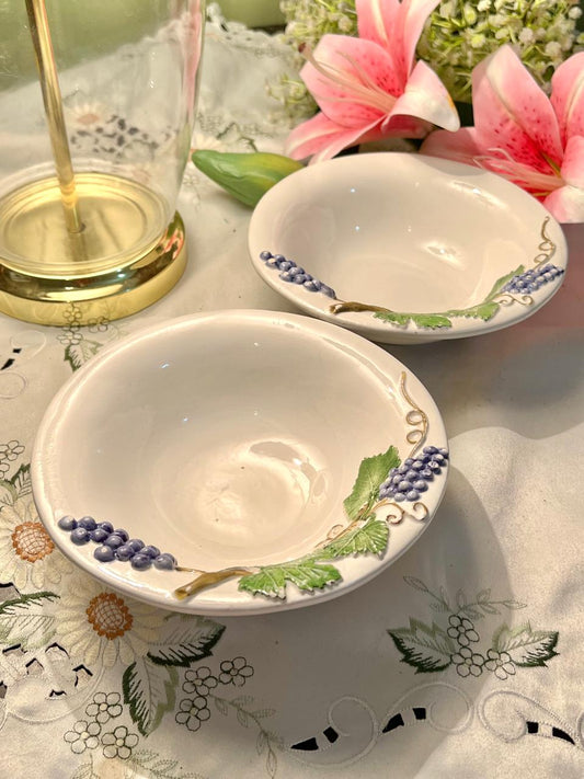 Vintage Italian Ceramic Grape Serving Bowls Set of 2, 17 cm