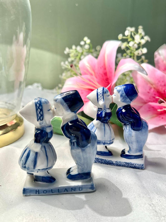 Vintage Holland Kissing Couple Blue & White Ceramic Figurines Set of 2