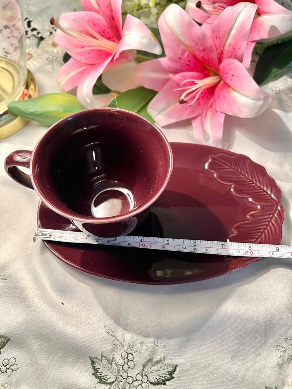 IKEA VINTER 2018 Purple Stoneware Mug & Leaf Saucer Set 36 cl