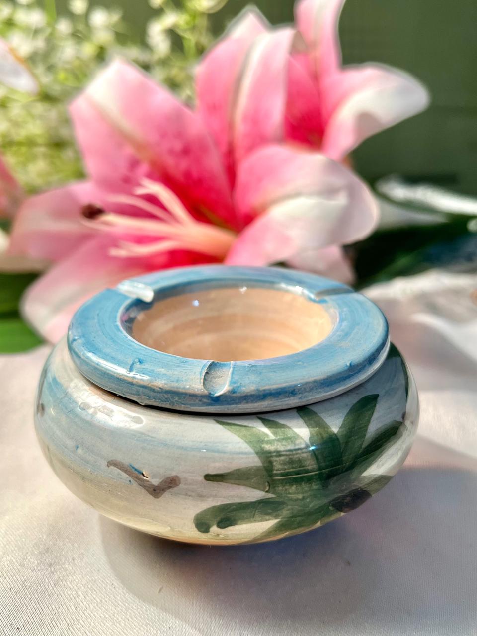Hand Painted Camel Ceramic 2-Piece Ashtray / Incense Holder 10 cm