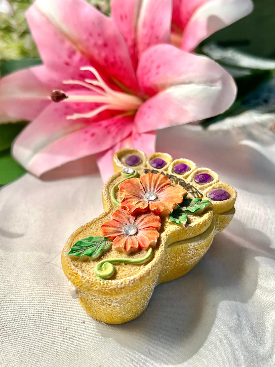 Tenerife Souvenir Foot Shaped Trinket Box Floral Purple Gem Decorative Keepsake – Approx. 9.5 cm