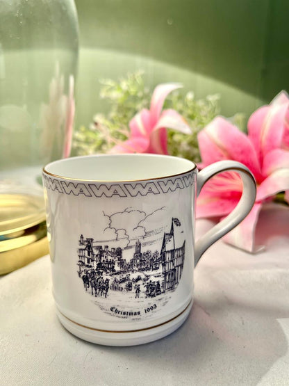 Coalport Wallace Arnold Christmas 1993 Bone China Mug First Special Edition England