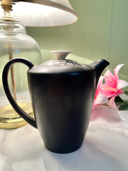 Tall Matte Black Ceramic Teapot with White Patterned Lid – Retro Modern Tea Pot