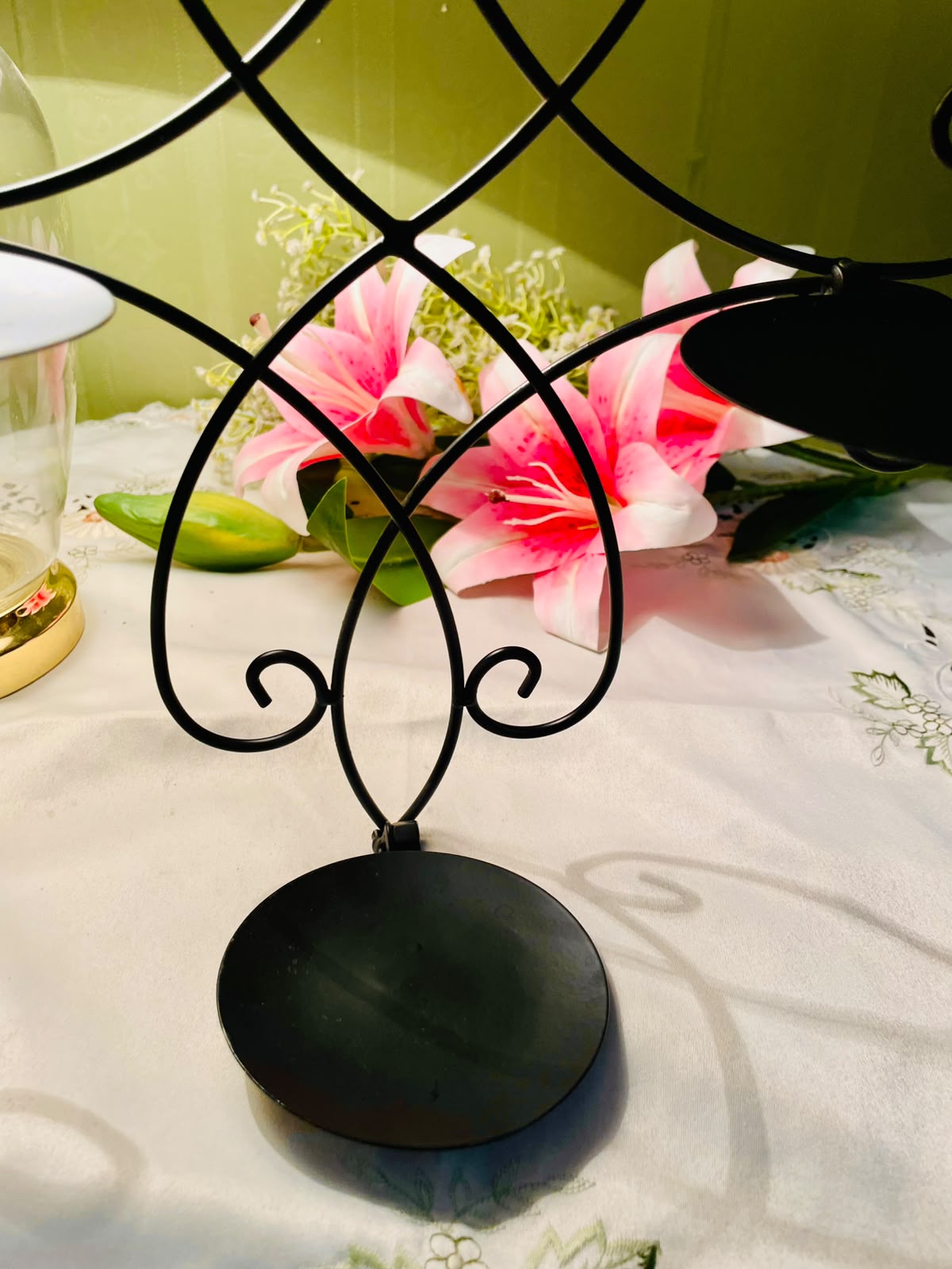 Black Metal 3-Candle Wall Holder with Scrollwork 35 cm