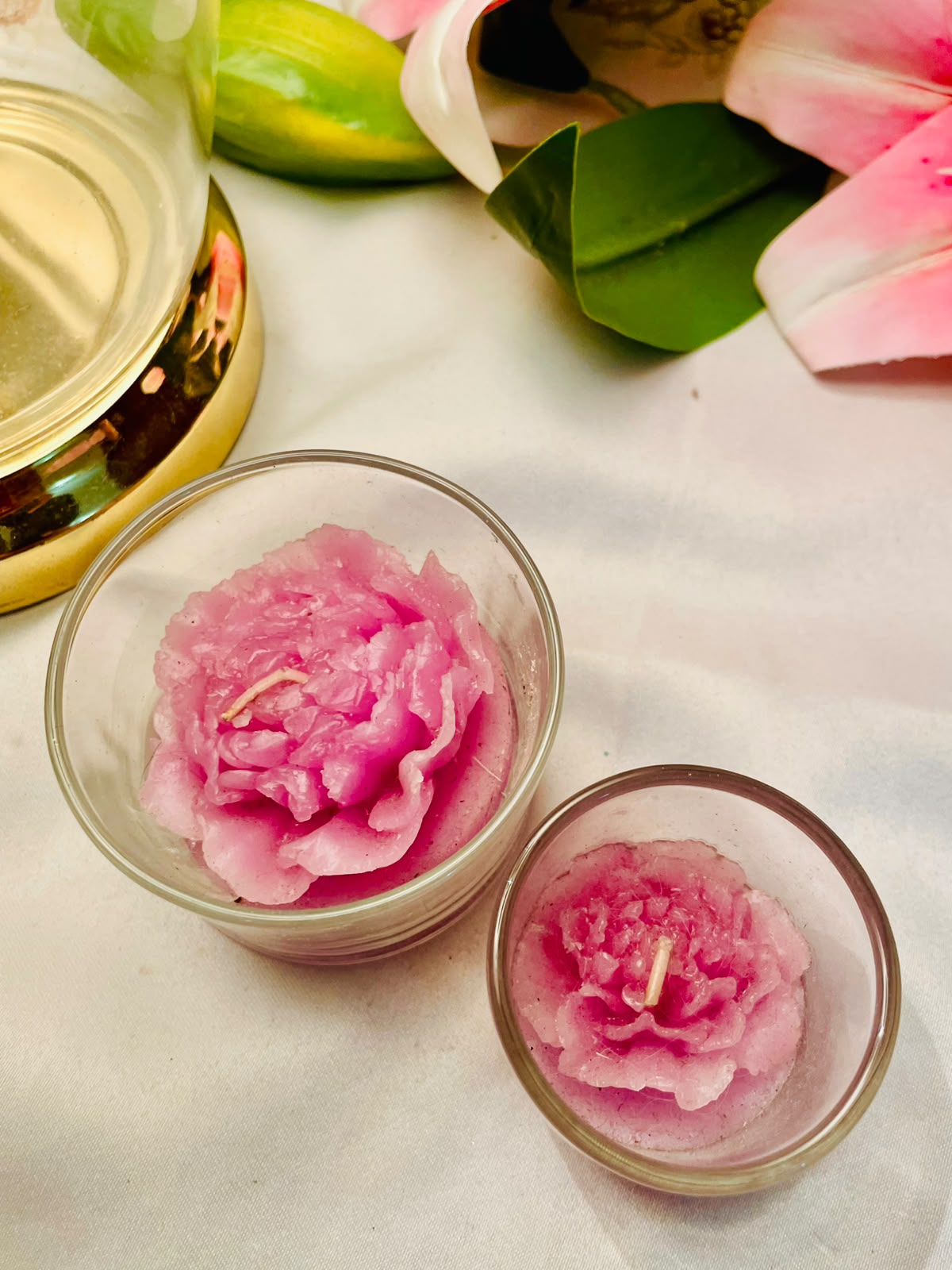 Pink Rose-Shaped Scented Candles in Crystal Holders – 2 Piece Set