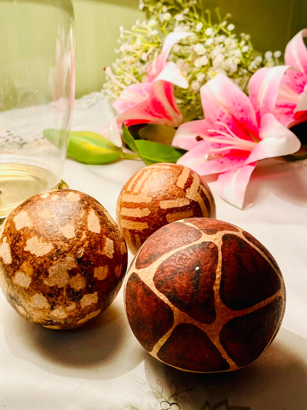Brown Patterned Decorative Egg Ornaments 3-Piece Set 9 cm