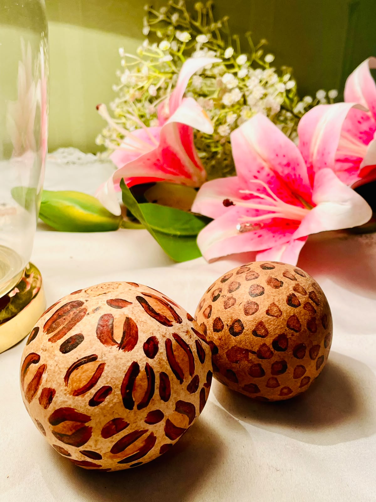 Set of 2 Hand-Painted Brown Decorative Orbs 7–8 cm
