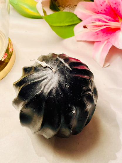 Black Sculptural Ribbed Scented Candle 10cm