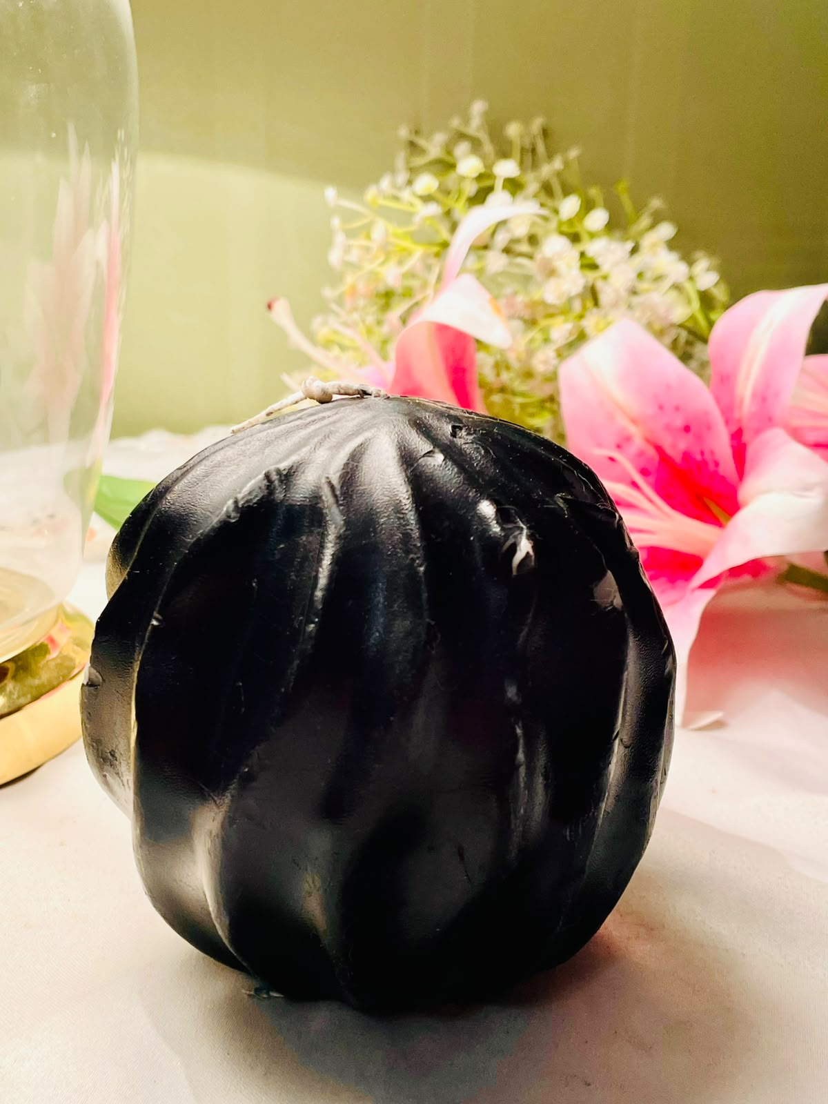 Black Sculptural Ribbed Scented Candle 10cm