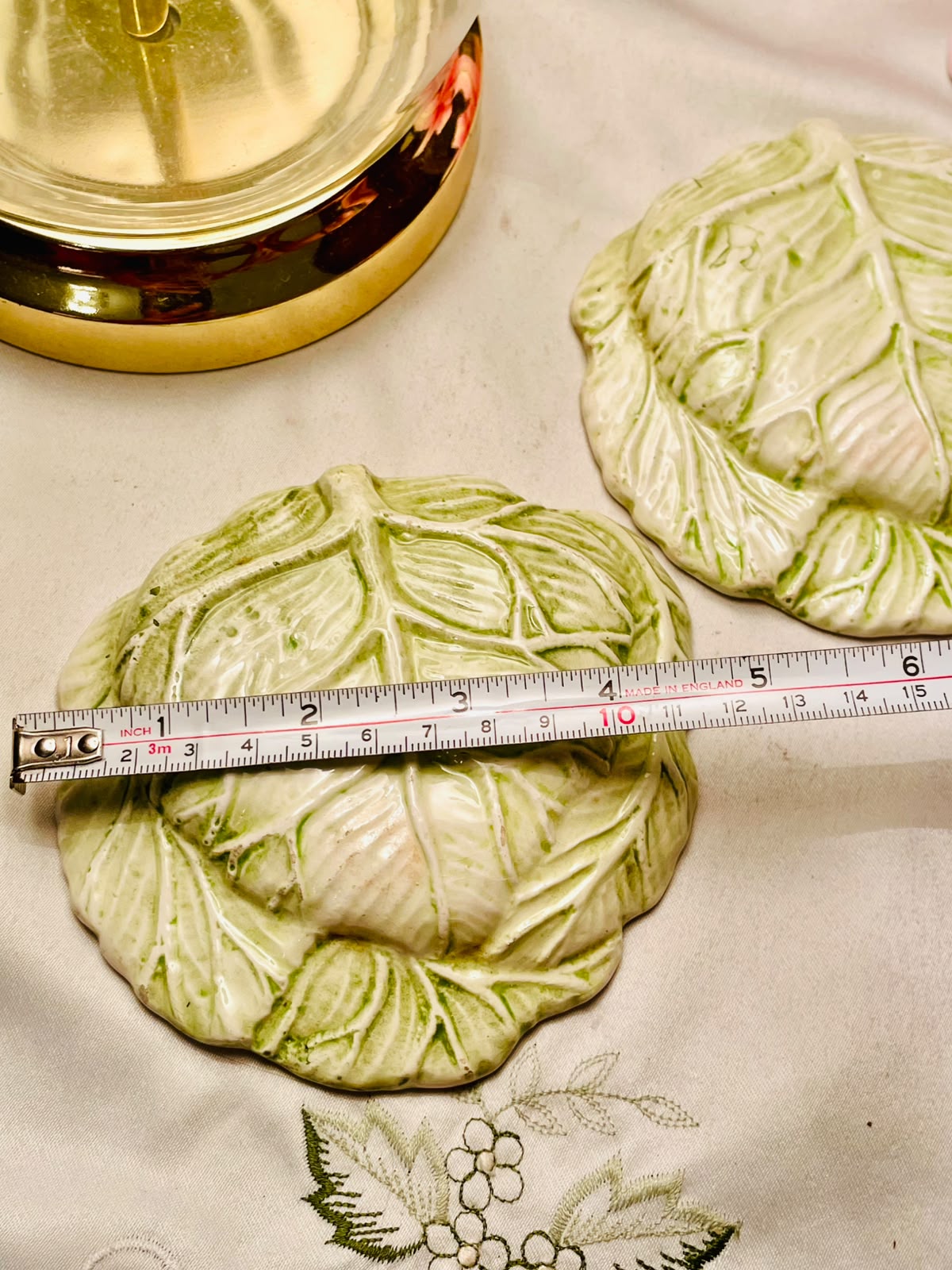 2pc Green Artichoke Ceramic Wall Plaques 15cm