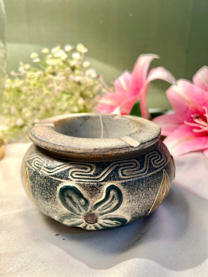 Hand Painting Decorative Ceramic Ashtray with Floral Relief 8 cm