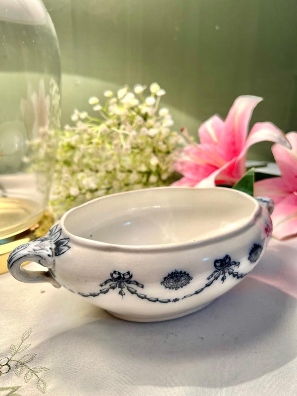 Queen B&K Ltd Blue & White Oval Serving Dish 8 Inch