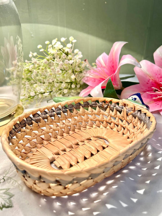 Woven Decorative Basket with Ceramic Bird Accent 20 cm