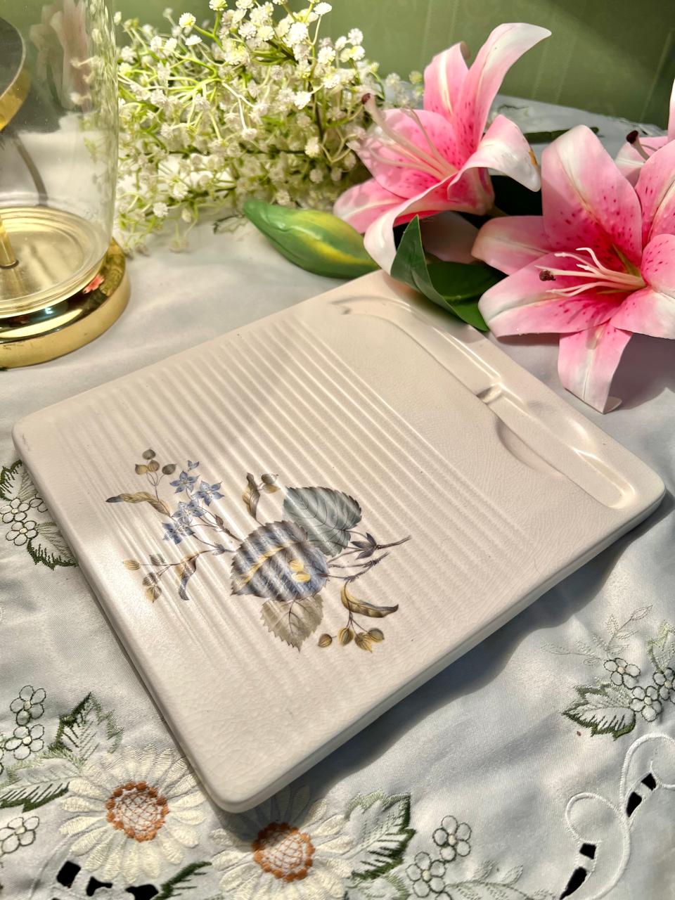 Sylvac Ware Floral Ceramic Cheese Board 28 cm