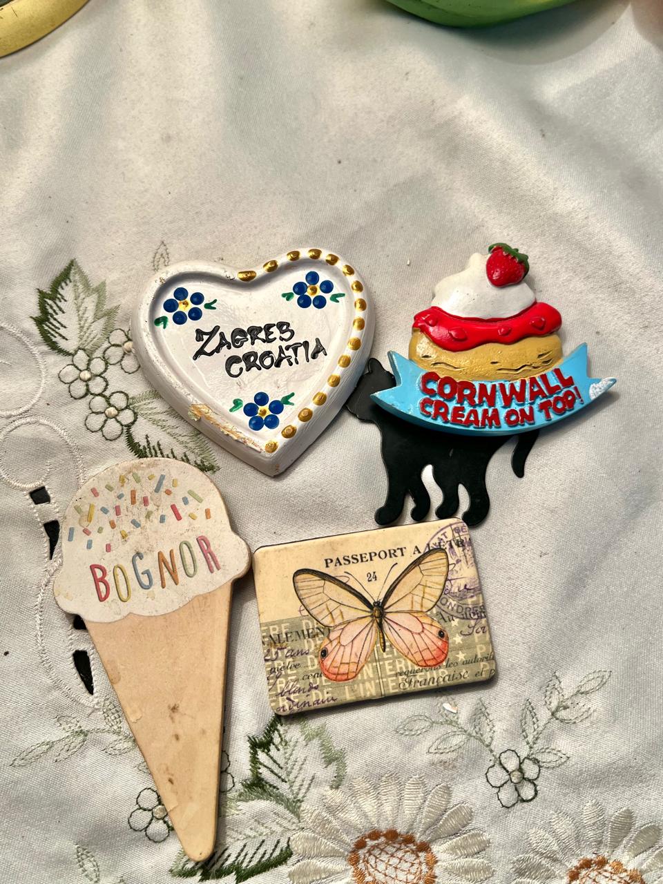 Vintage Novelty Fridge Magnets – Set of 4