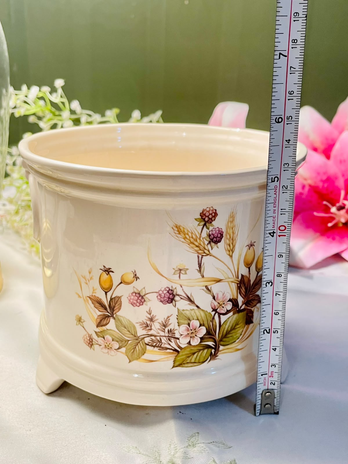 St Michael Harvest Floral Ceramic Planter – 15cm