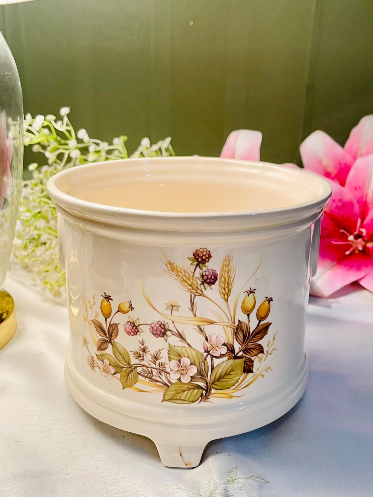 St Michael Harvest Floral Ceramic Planter – 15cm
