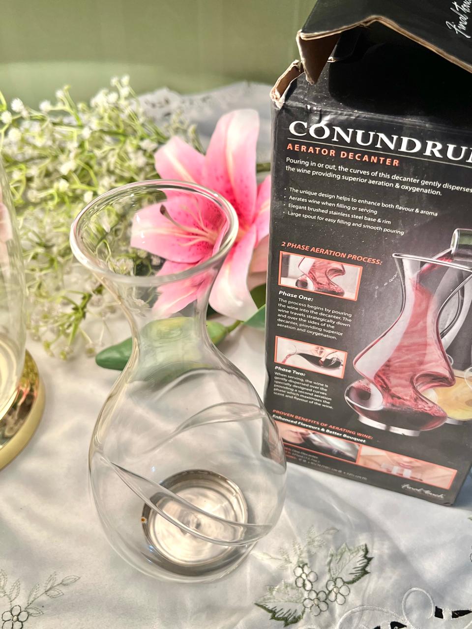 Crystal Final Touch Conundrum Aerating Decanter with Stand – 10 Inch