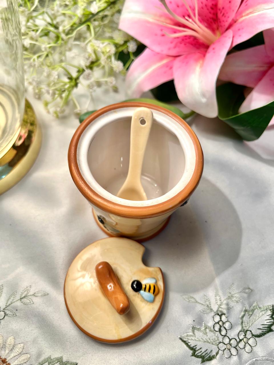 Hand Painted Ceramic Bee Honey Pot with Lid & Spoon – 4 Inch
