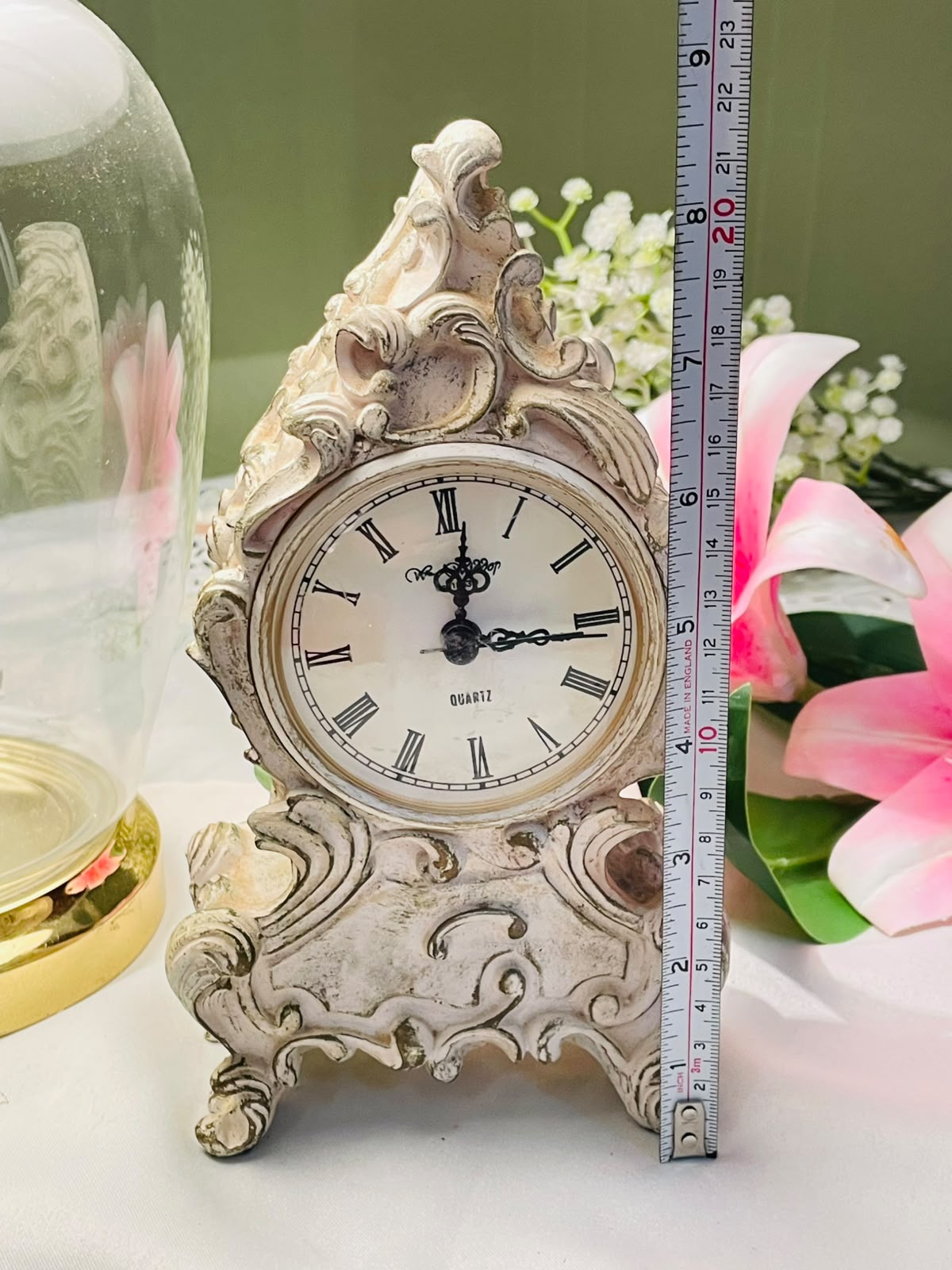 RARE FIND Victorian Ornate Quartz Mantel Clock Cream & Gold Approx. 22cm