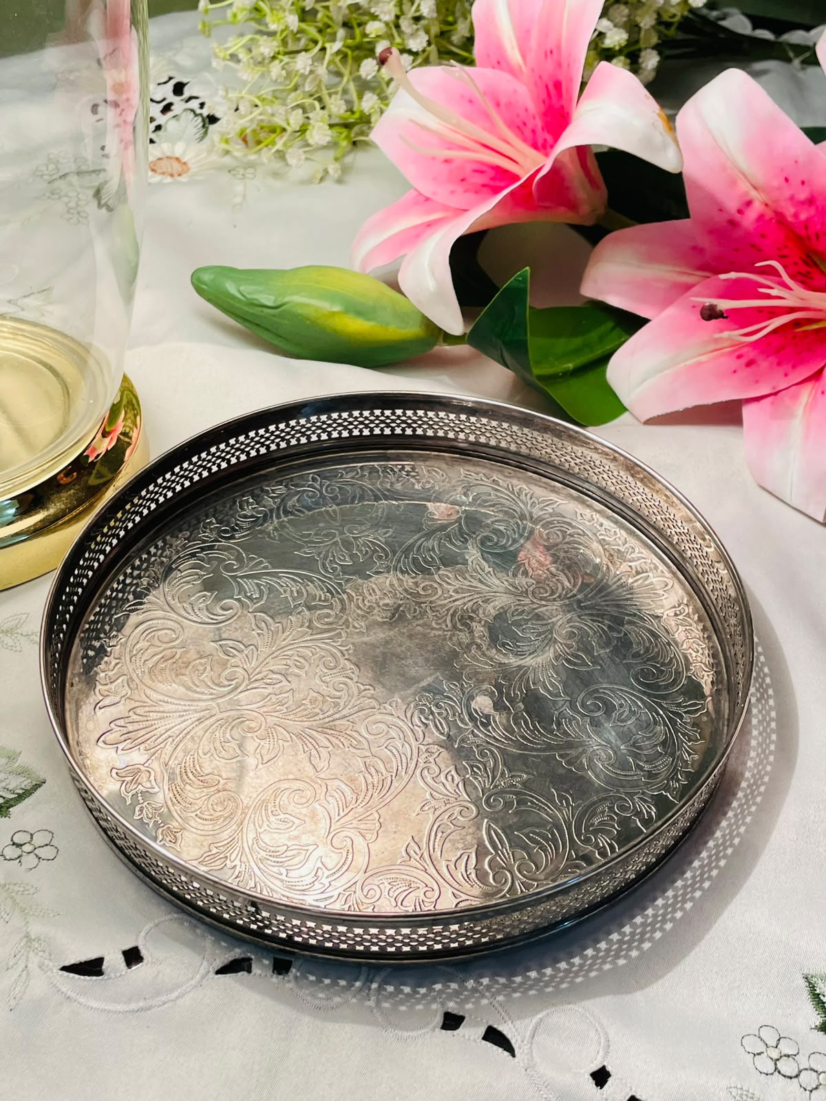 Vintage Queen Anne Silver  Embossed Round Serving Tray – Approx. 8 in