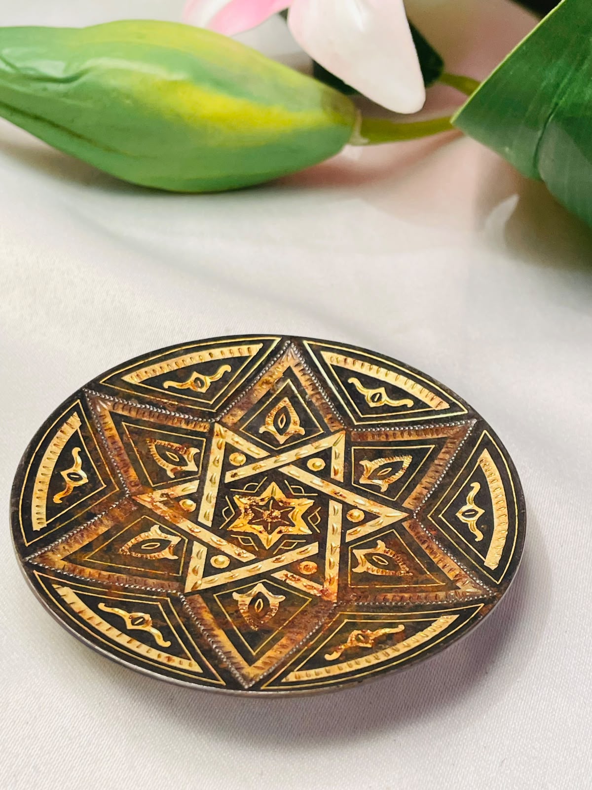 3.5" Black & Gold Geometric Decorative Trivet