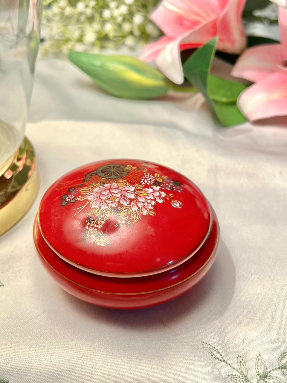 Vintage Red Floral Trinket Box – Approx. 9 cm