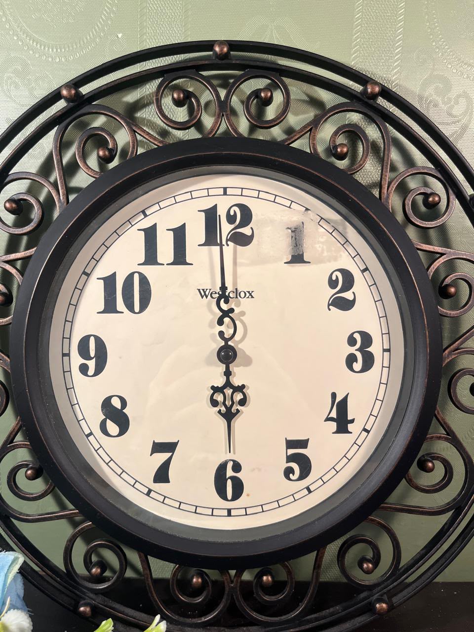 Westclox Round Wall Clock Black & Bronze 30cm