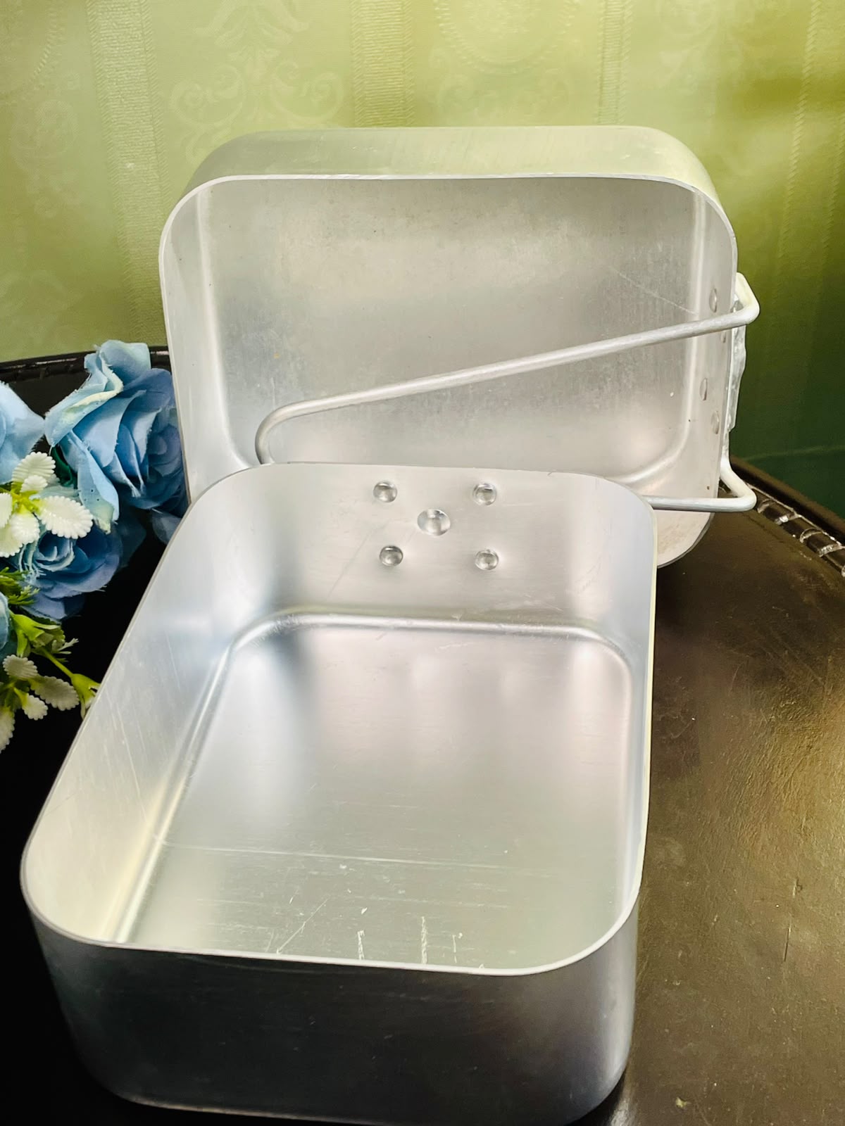 Hi Gear Aluminium Oven-Safe Mess Tins 2pc Set