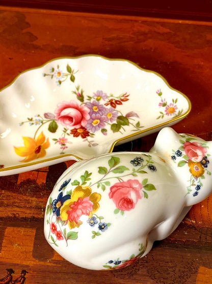 Floral Cat Figurine & Shell Tray, 5 in Decorative Home Decor