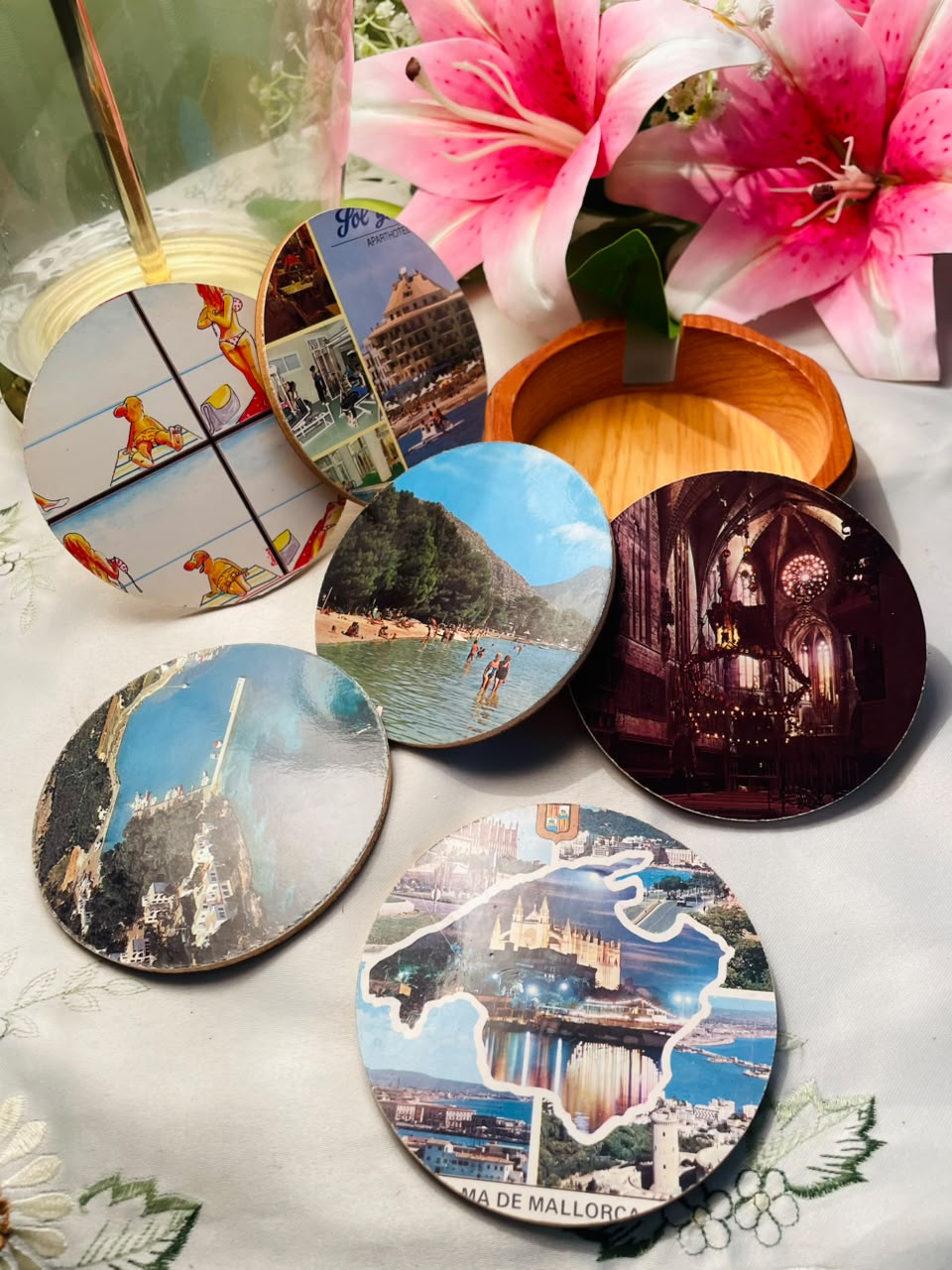6 Scenic Souvenir Coasters with Wooden Holder 4 in