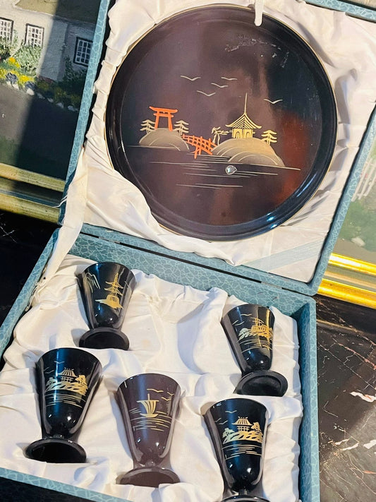 vintageasian, blacklacquer, 1940sdecor, cordialset, orientalart, vintageplate, collectibledecor, japanset, handpaintedlacquer, antiquehome, uniquefind, sunsetkitchenfinds