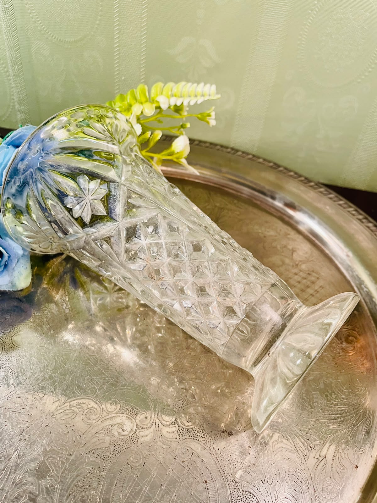 Clear Crystal Starburst Vase – 6.5 Inch