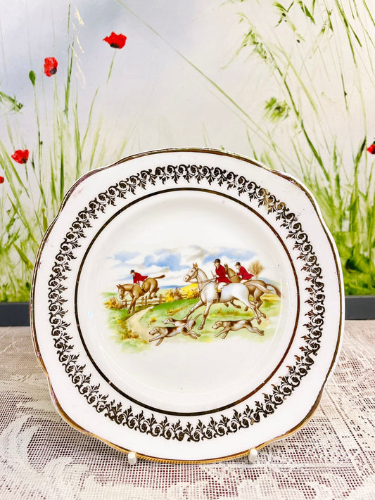 Vintage Georgian Pottery Hunting Scene Decorative Plate 6 inch