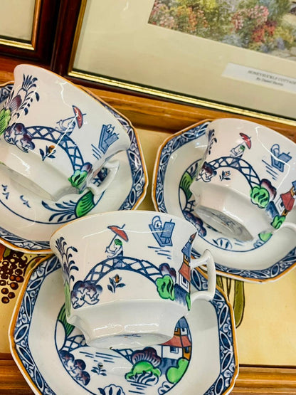 Set of 4 Persons, Vintage Westover Blue & White Tea Cup Saucer Set – British Made