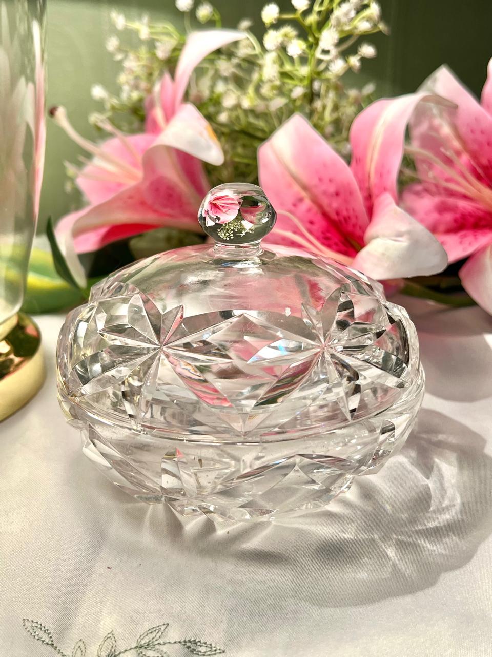 Vintage Clear Crystal Starburst Bowl with lid – 5 Inch