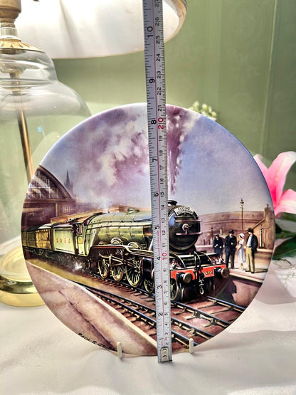 Davenport Flying Scotsman Train Wall Plate – 8 Inch