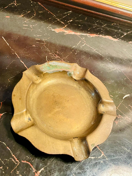 Antique Brass Ashtray
Vintage Ashtray England
Brass Collectibles Pakistan
Retro Smoking Accessories
Old Brass Ashtray
Solid Brass Décor Item
Home Décor Bras
Brass Ashtray Lahore 
Classic Brass Antique