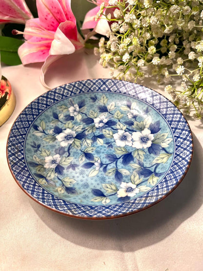 Blue Floral Porcelain Serving Bowl with Geometric Rim – 17 cm