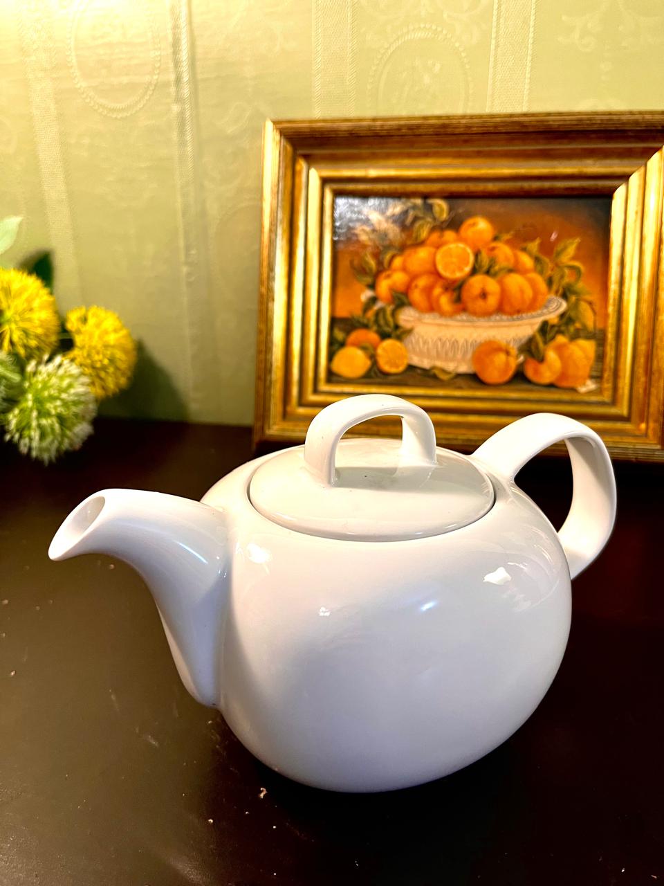 Vintage White Ceramic Teapot with Sculpted Handle – 5 Inch